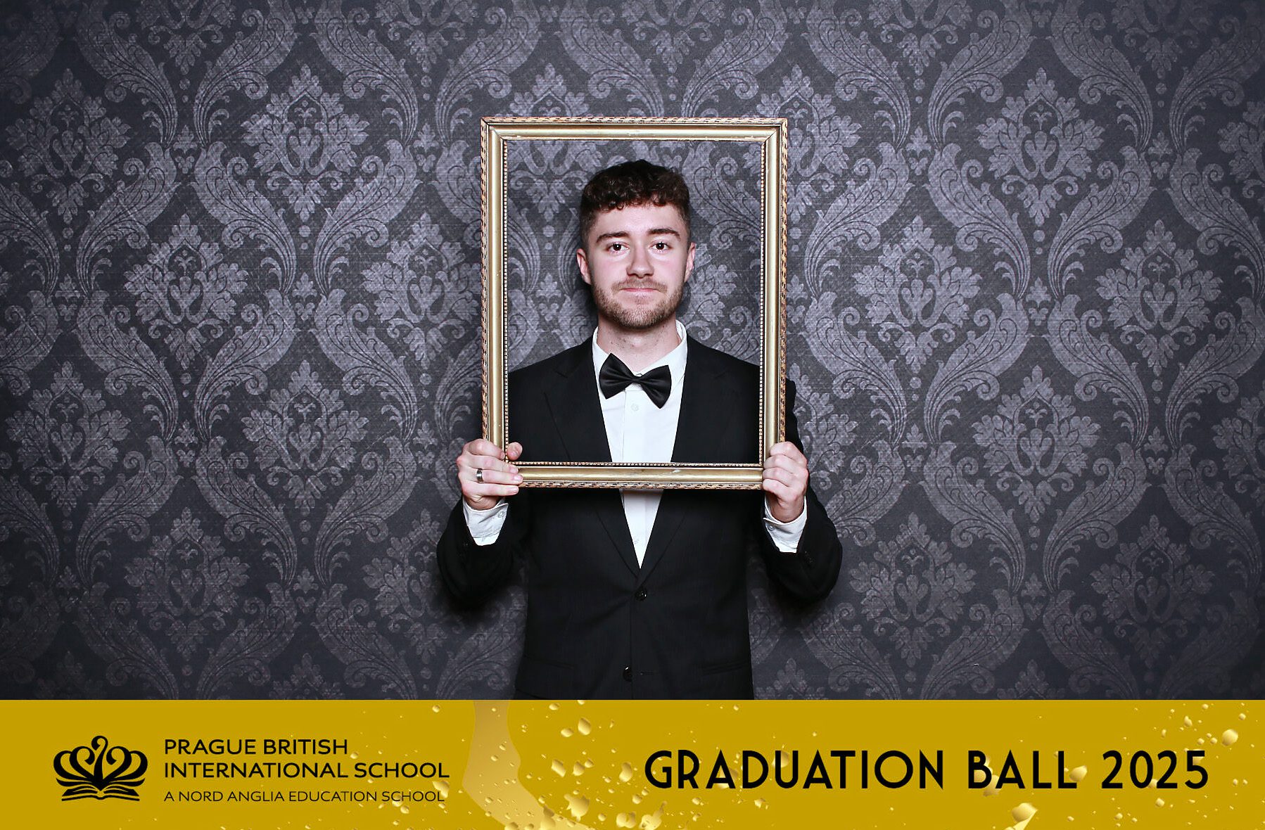 fotokoutek-ples-praha-pbis-graduation-ball-30-5-2025-954851