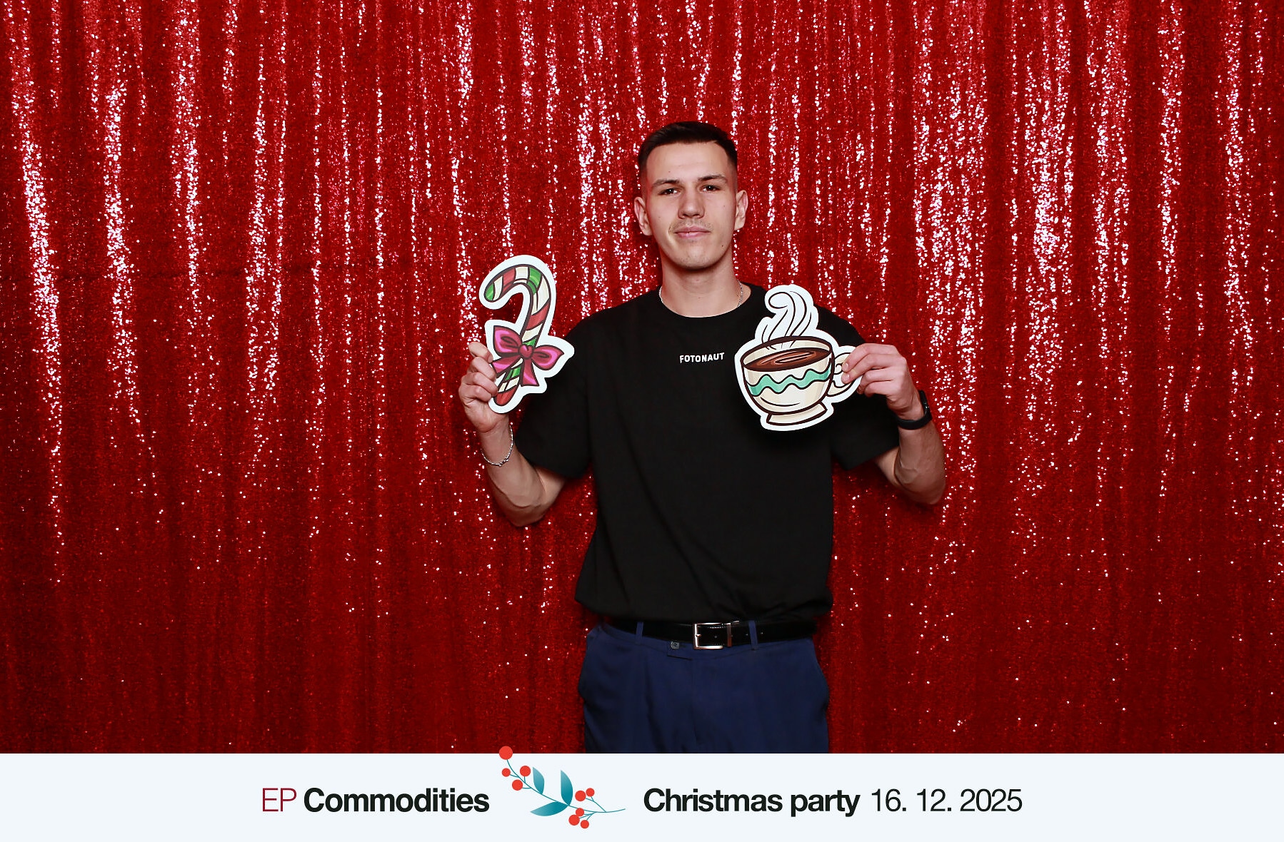 fotokoutek-firemni-vecirek-vanocni-vecirek-ep-commodities-16-12-2025-979509