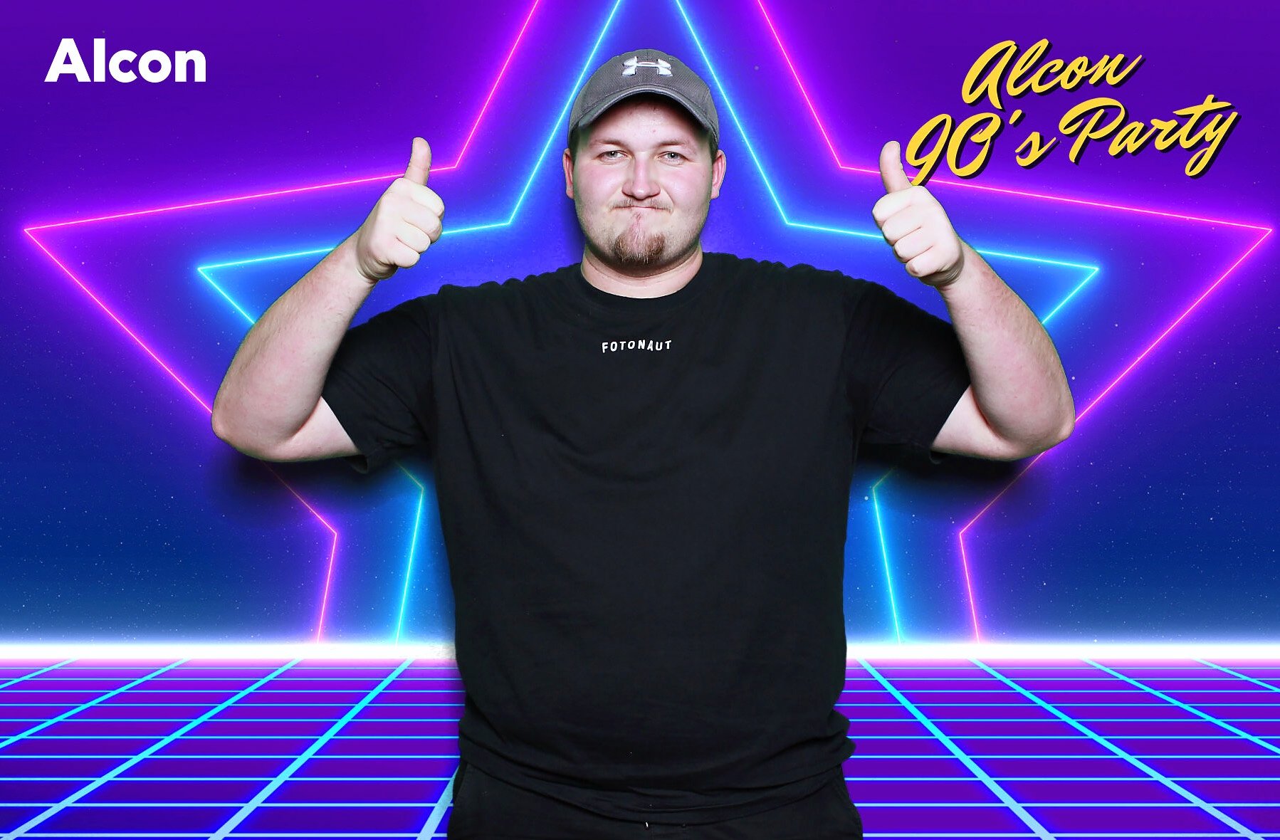 fotokoutek-firemni-vecirek-alcon-90s-party-4-12-2025-973745