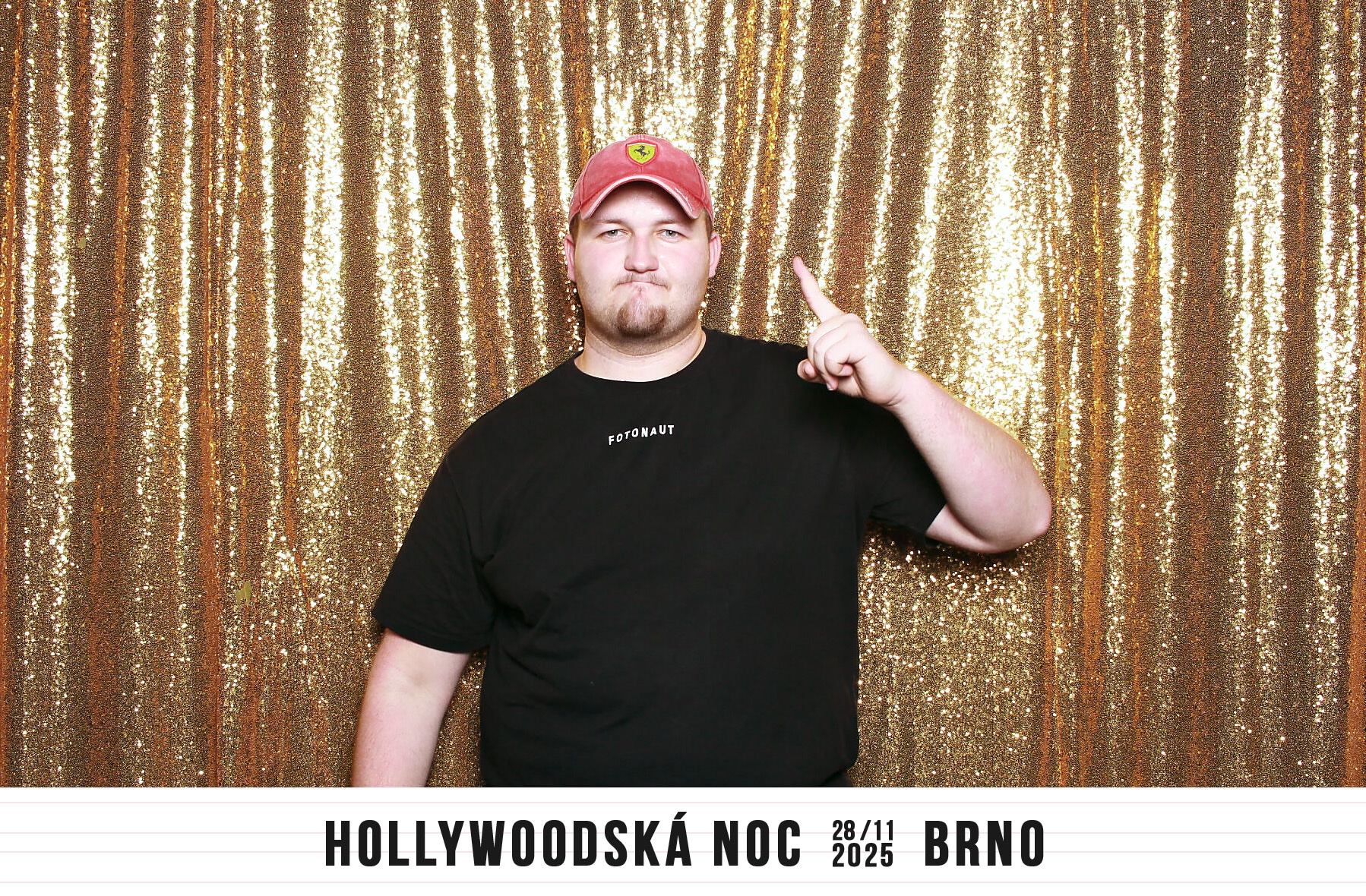 fotokoutek-brno-firemni-vecirek-hollywoodska-noc-28-11-2025-972148